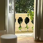 Bed & Breakfast Chateau Des Quatre Tourelles 3*