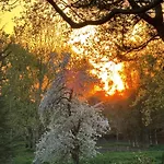 Bed & Breakfast Chateau Des Quatre Tourelles 3*