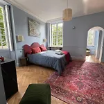 Chateau Des Quatre Tourelles Bed & Breakfast 3*