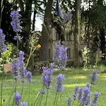 Chateau Des Quatre Tourelles Bed & Breakfast 3*