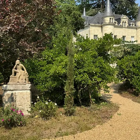Chateau Des Quatre Tourelles 3* Doué-la-Fontaine
