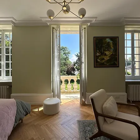 Chateau Des Quatre Tourelles Doué-la-Fontaine