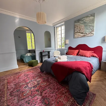 Chateau Des Quatre Tourelles Bed & Breakfast Doué-la-Fontaine