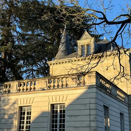 Chateau Des Quatre Tourelles